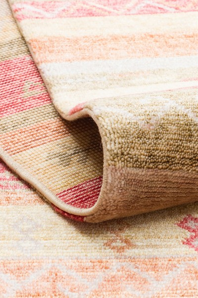 ZARA ZR 12 RED AUTUMN Otantik Desenli Özel Hav Vermeyen ve Kolay Temizlenebilir Tensel Kullanılarak El Emeği ile Özel Tezgahlarda Üretilen Modern Uşak Halısı