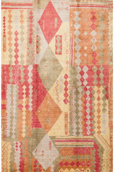 ZARA ZR 10 RED AUTUMN Otantik Desenli Özel Hav Vermeyen ve Kolay Temizlenebilir Tensel Kullanılarak El Emeği ile Özel Tezgahlarda Üretilen Modern Uşak Halısı